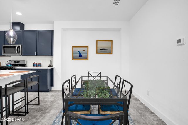 913 Bama Breeze Drive, Daytona Beach, FL 32124