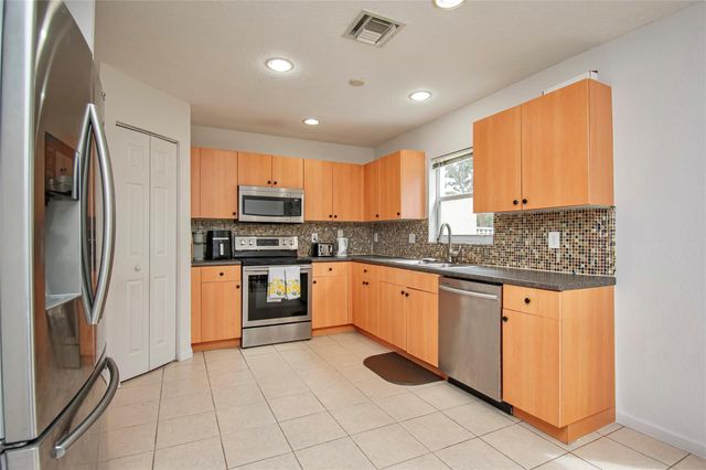 1055 Imperial Lake Rd, West Palm Beach, FL 33413