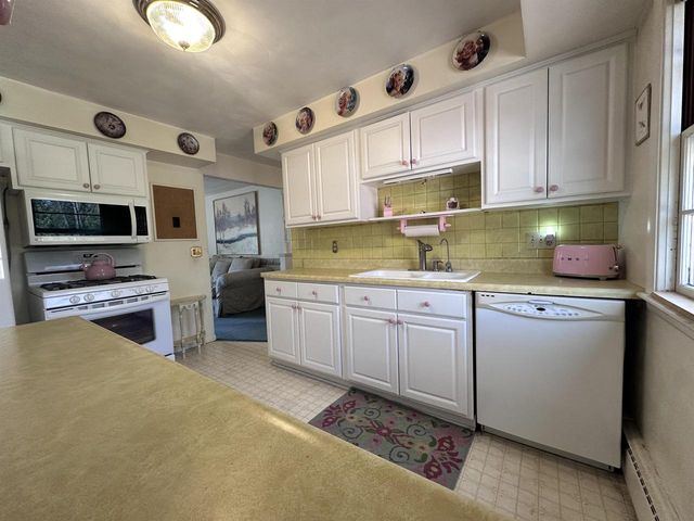 1620 N GRACELAND AVENUE, Appleton, WI 54911