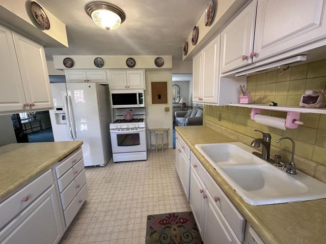 1620 N GRACELAND AVENUE, Appleton, WI 54911