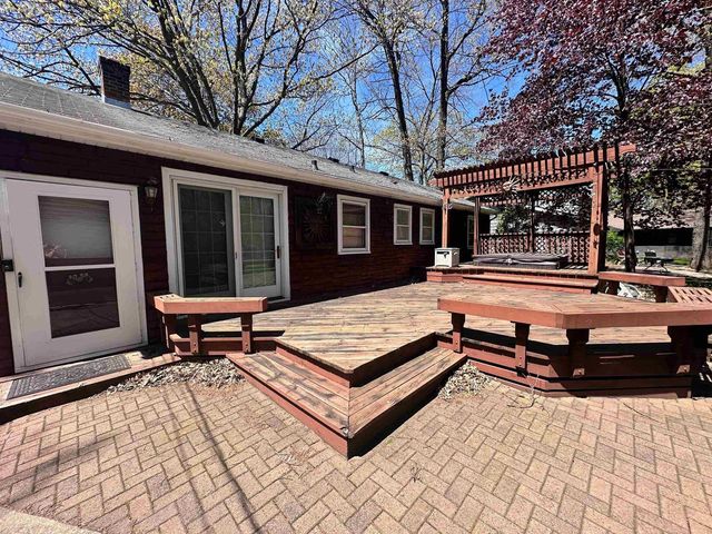 1620 N GRACELAND AVENUE, Appleton, WI 54911