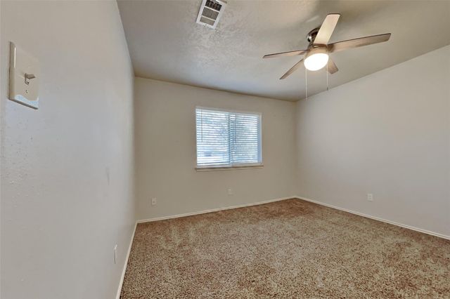 40 Rockfern Road, Spring, TX 77380