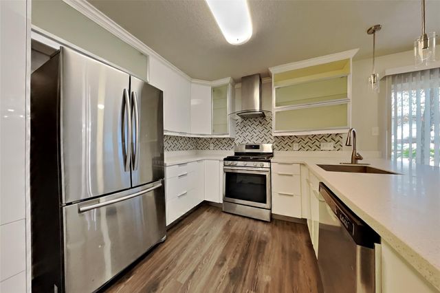 40 Rockfern Road, Spring, TX 77380