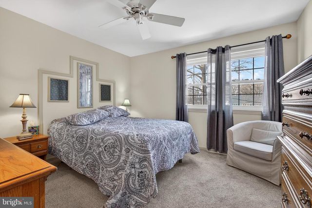 146 S OAK ST, Lititz, PA 17543