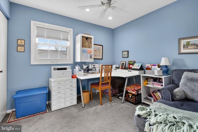 146 S OAK ST, Lititz, PA 17543