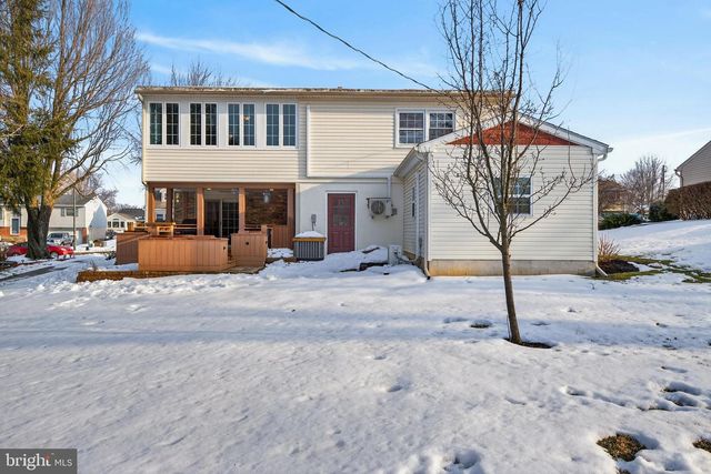 146 S OAK ST, Lititz, PA 17543