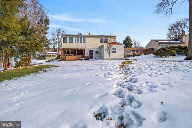 146 S OAK ST, Lititz, PA 17543