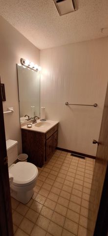 1869 County Road E E, White Bear Lake, MN 55110