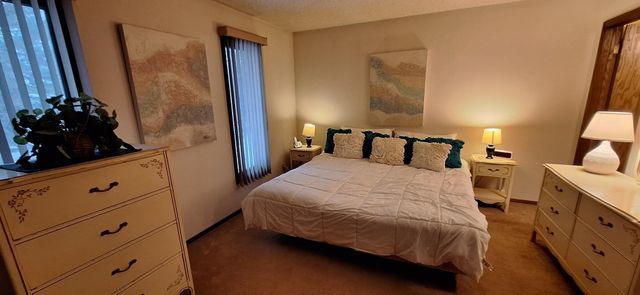 1869 County Road E E, White Bear Lake, MN 55110