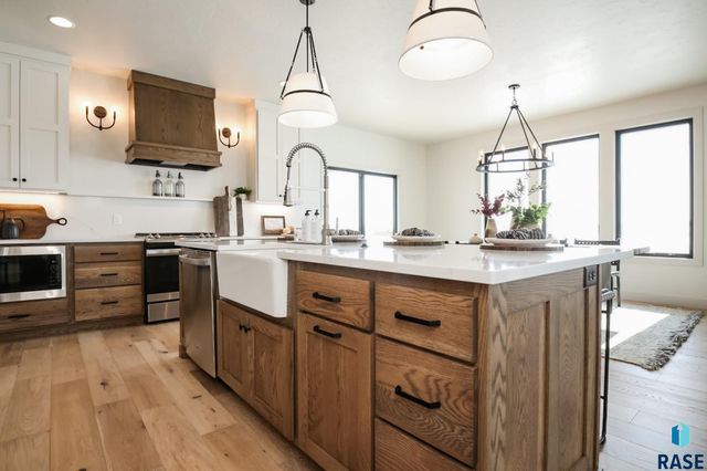 5605 E Canter Ridge Cir Circle, Sioux Falls, SD 57110