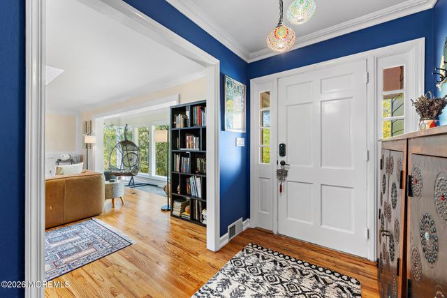 17 Park Way, Highlands, NJ 07732