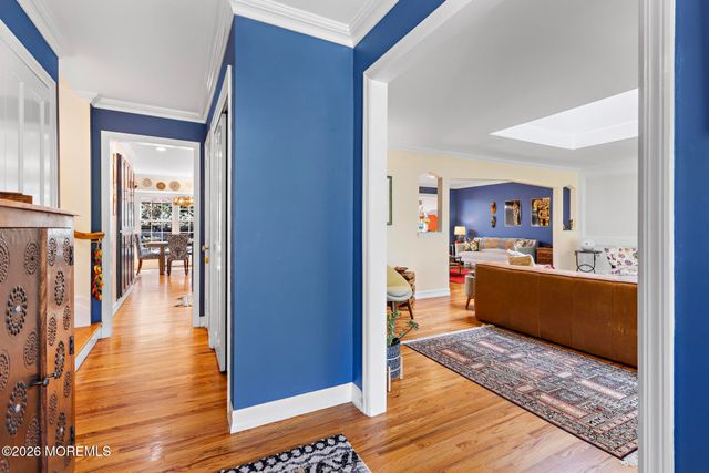 17 Park Way, Highlands, NJ 07732