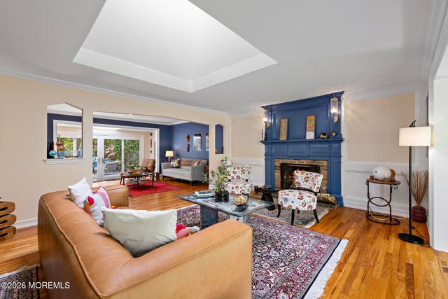 17 Park Way, Highlands, NJ 07732