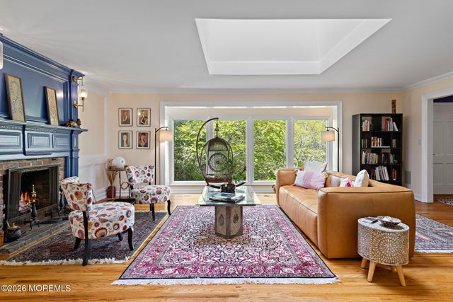 17 Park Way, Highlands, NJ 07732