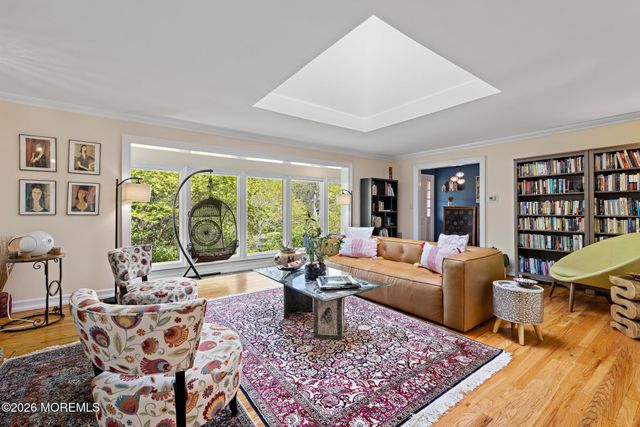 17 Park Way, Highlands, NJ 07732