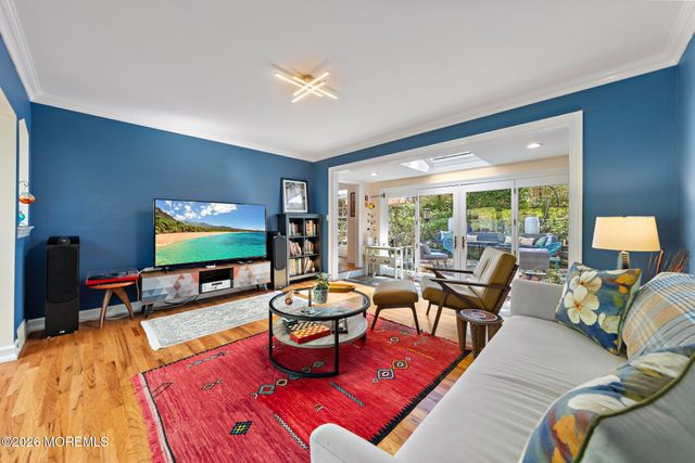 17 Park Way, Highlands, NJ 07732