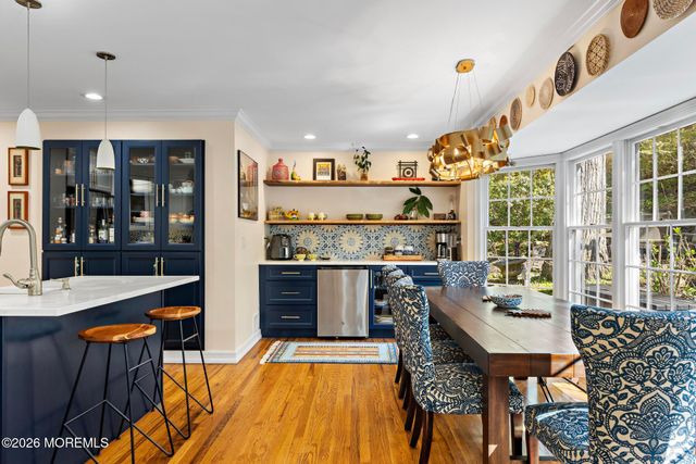 17 Park Way, Highlands, NJ 07732
