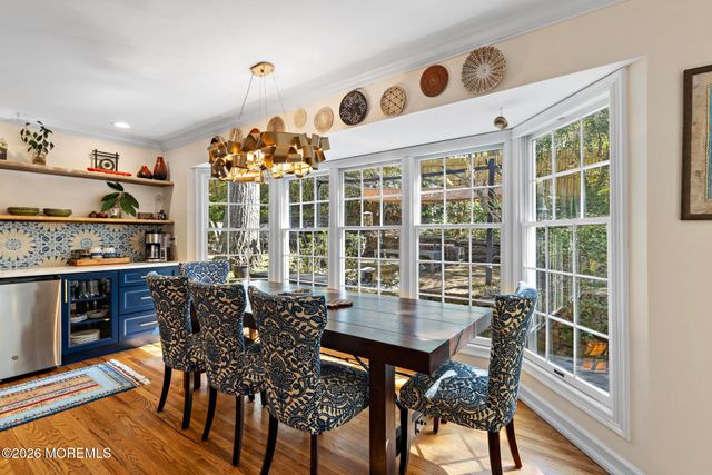 17 Park Way, Highlands, NJ 07732