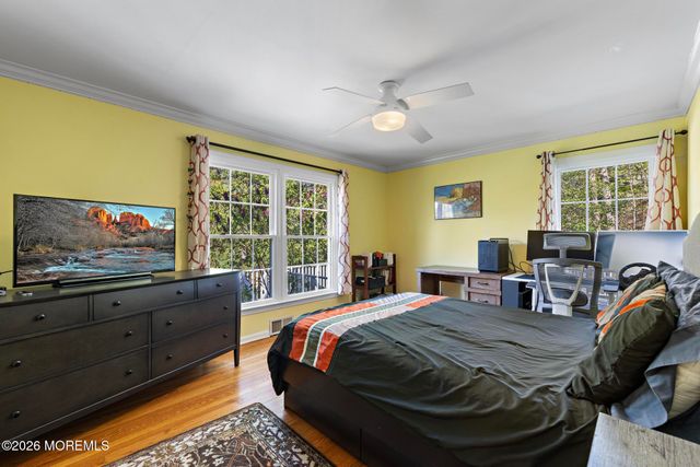 17 Park Way, Highlands, NJ 07732