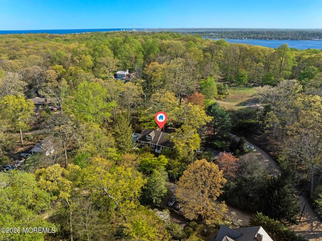 17 Park Way, Highlands, NJ 07732