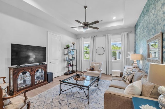 7720 N Fall Run Crossing, Houston, TX 77055