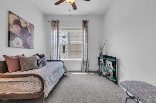 7720 N Fall Run Crossing, Houston, TX 77055