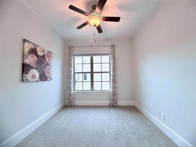 7720 N Fall Run Crossing, Houston, TX 77055