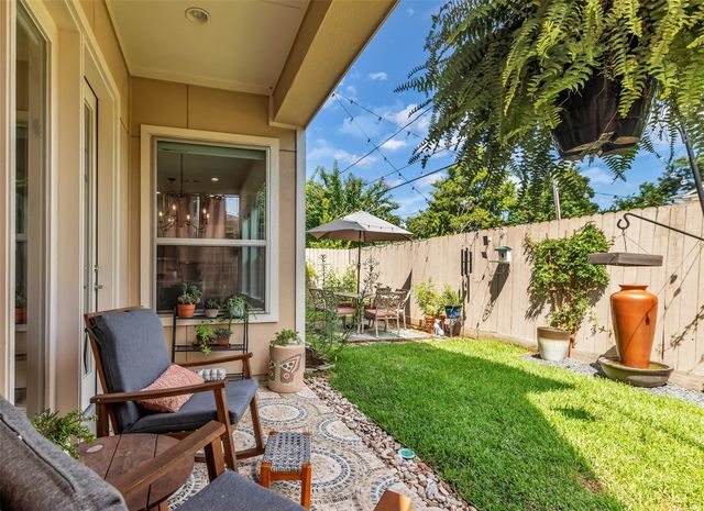 7720 N Fall Run Crossing, Houston, TX 77055