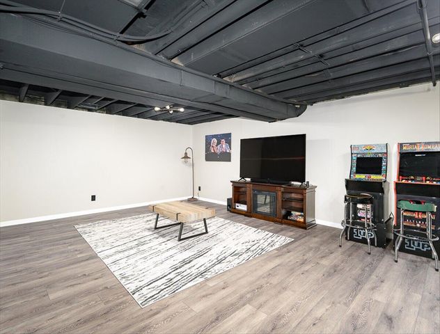 10377 Nevada Court, Crown Point, IN 46307