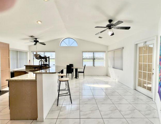 8491 Heather Place, Boynton Beach, FL 33472