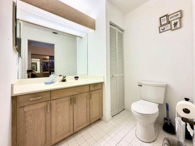 8491 Heather Place, Boynton Beach, FL 33472