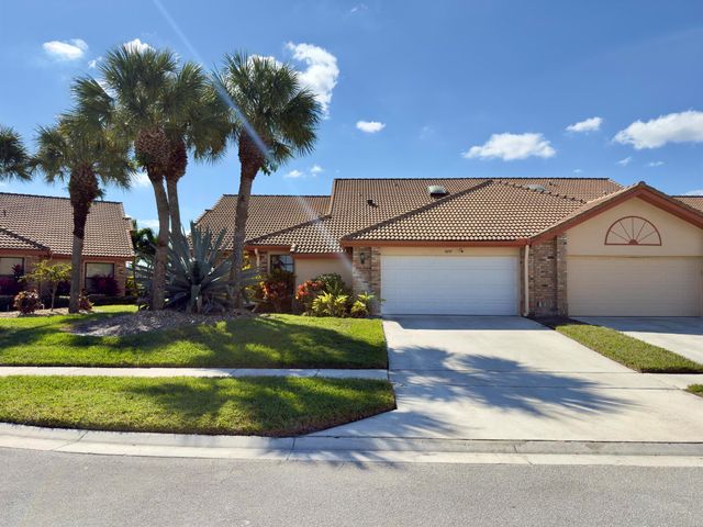8491 Heather Place, Boynton Beach, FL 33472