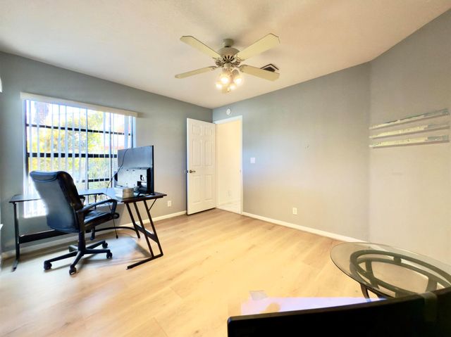 8491 Heather Place, Boynton Beach, FL 33472