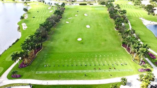 8491 Heather Place, Boynton Beach, FL 33472