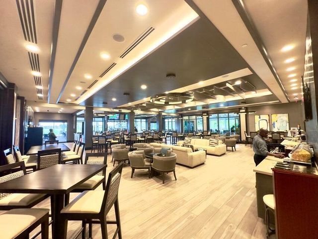 8491 Heather Place, Boynton Beach, FL 33472