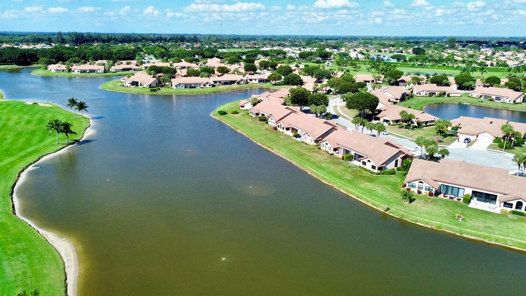 8491 Heather Place, Boynton Beach, FL 33472