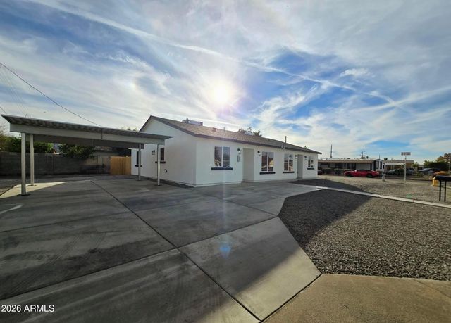 6421 S 23RD Street B, Phoenix, AZ 85042