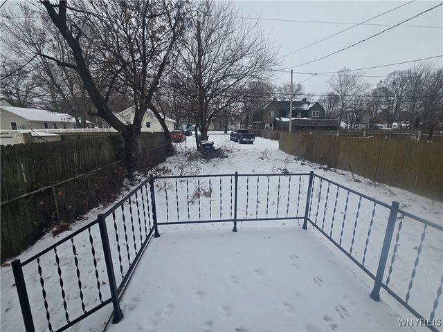 33 A Street, Niagara Falls, NY 14303