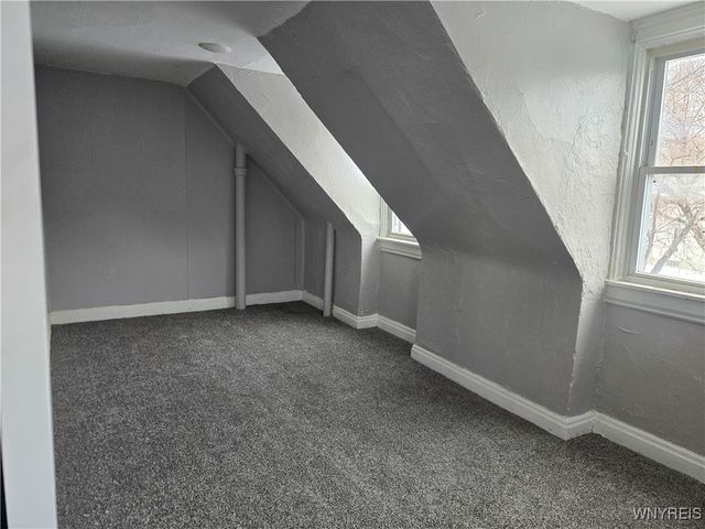 33 A Street, Niagara Falls, NY 14303