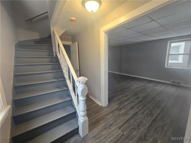 33 A Street, Niagara Falls, NY 14303