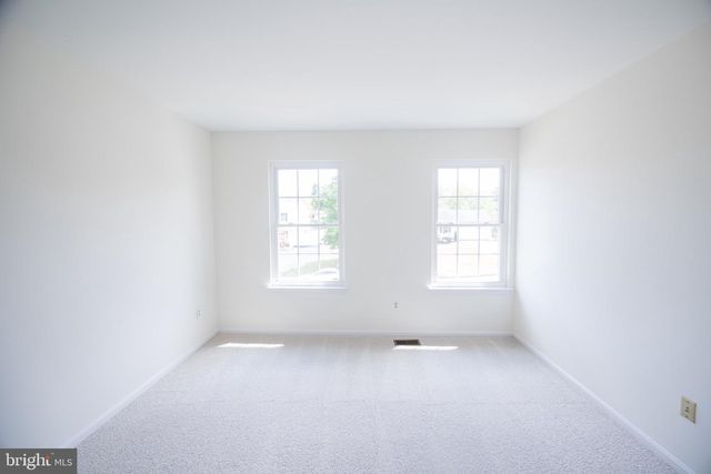 1431 KINGSTREAM DR, Herndon, VA 20170