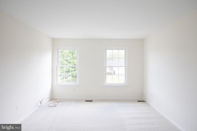 1431 KINGSTREAM DR, Herndon, VA 20170