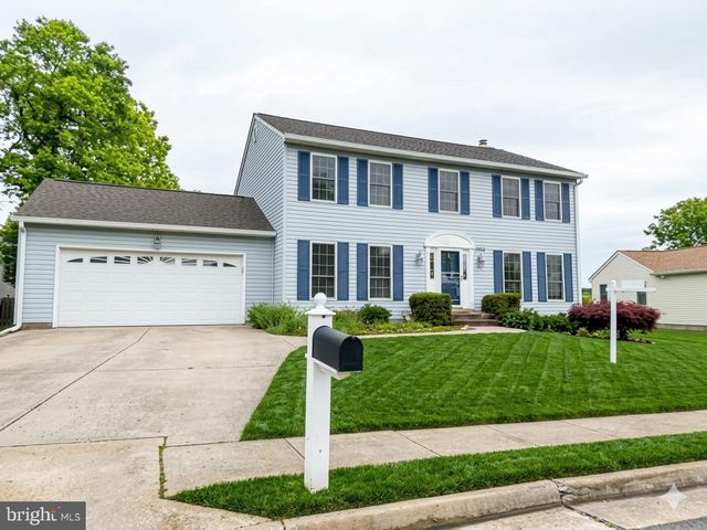 1431 KINGSTREAM DR, Herndon, VA 20170