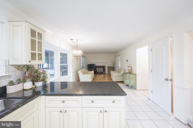 1431 KINGSTREAM DR, Herndon, VA 20170