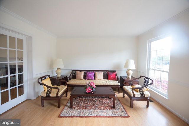 1431 KINGSTREAM DR, Herndon, VA 20170