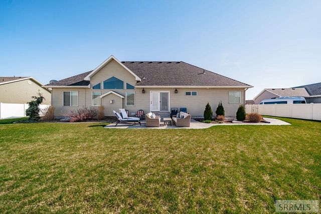 178 Calistoga Drive, Idaho Falls, ID 83404