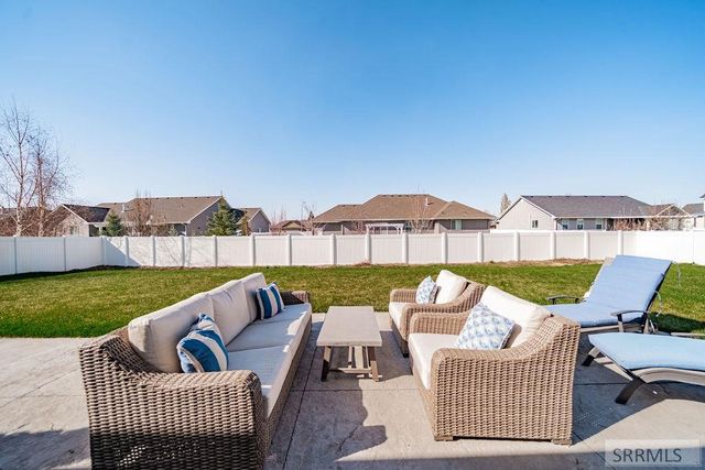 178 Calistoga Drive, Idaho Falls, ID 83404