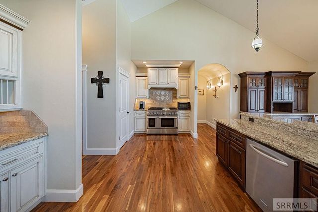 178 Calistoga Drive, Idaho Falls, ID 83404