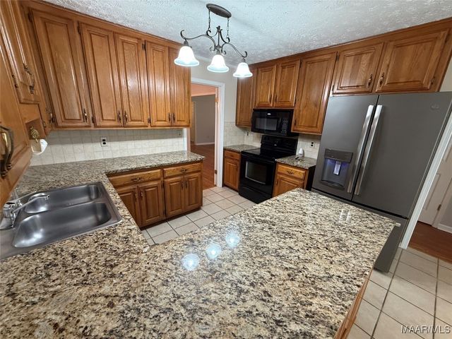 3204 Gatsby Lane, Montgomery, AL 36106