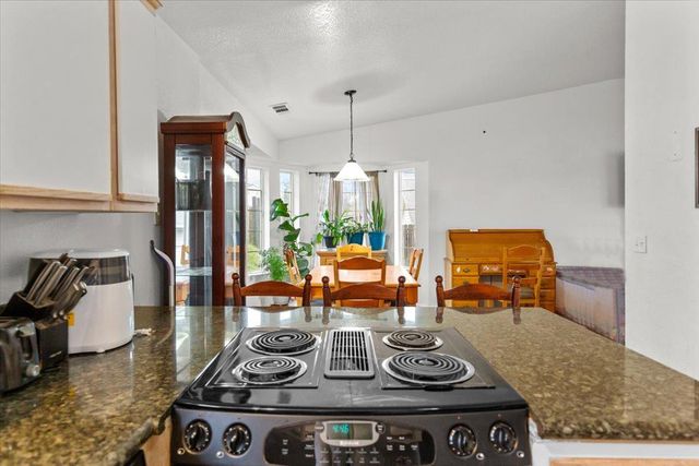 4040 Flint Trl, Copperopolis, CA 95228